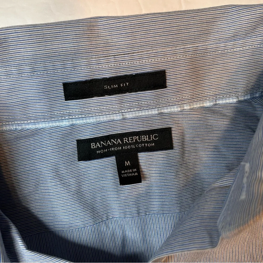 Banana Republic Men’s Slim Fit Non-Iron 100% Cotton Blue Shirt Button-up Size M